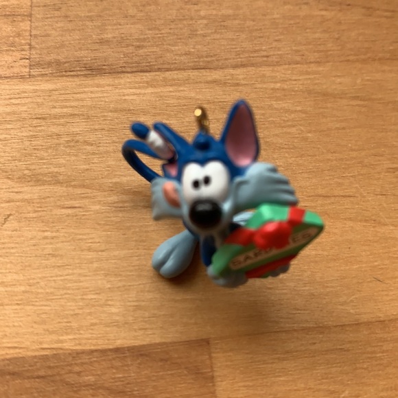 2 Hallmark Tiny Toon Adventures Miniature Ornaments - Picture 5 of 8